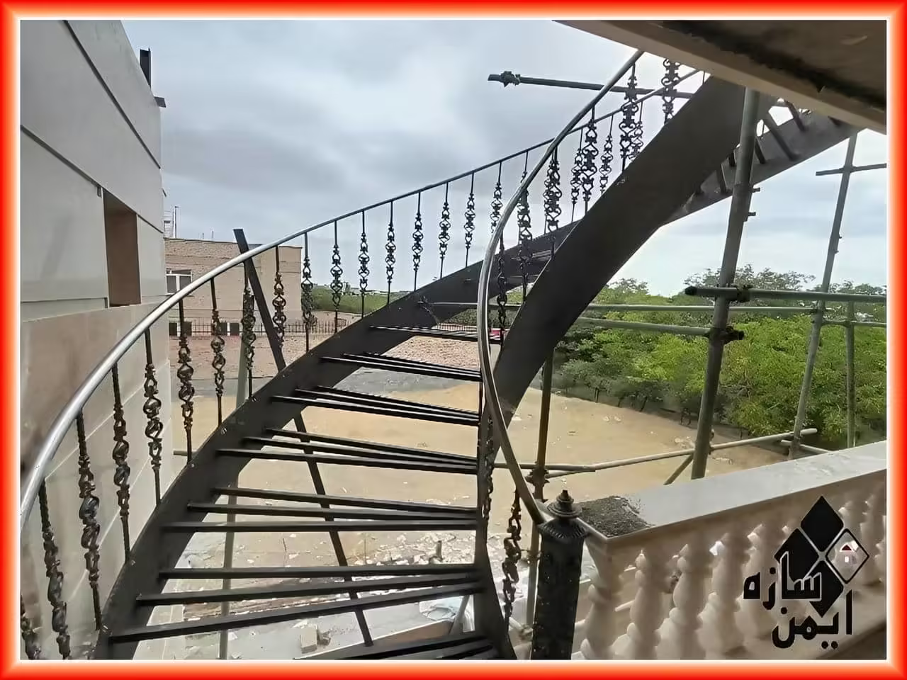 استاندارد طراحی راه پله مدرن فلزی