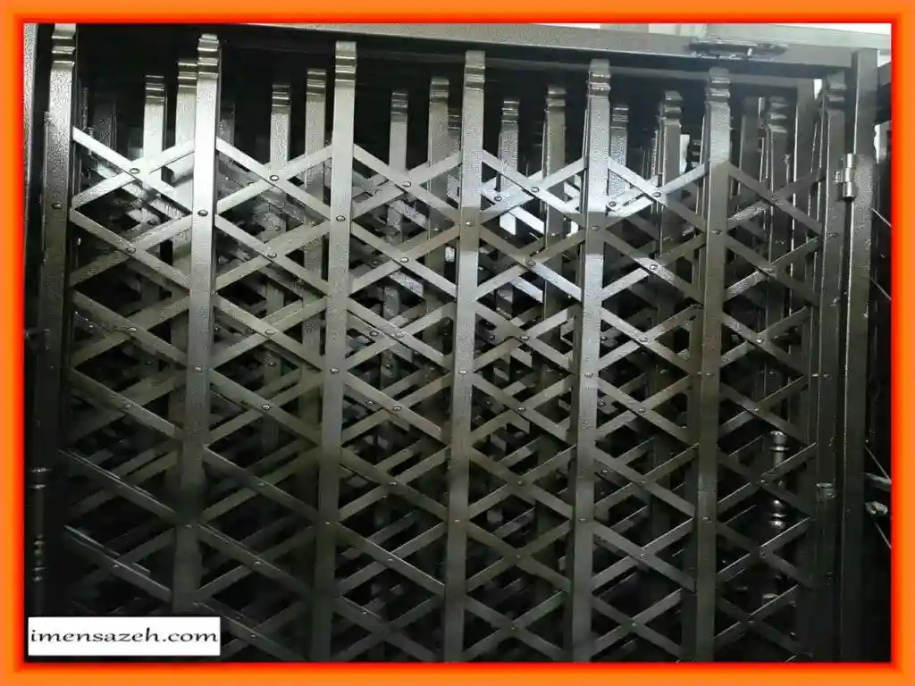 ویژگی ها و مزایای درب آکاردئونی