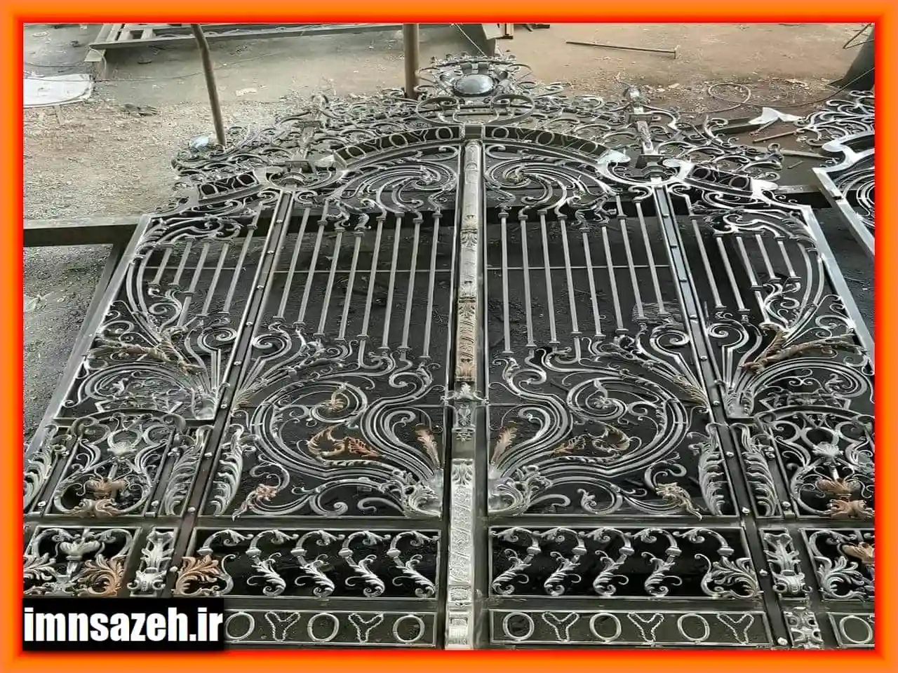 انتخاب انواع درب حیاط و ورودی برای طراحی منزل و باغ انتخاب انواع درب حیاط و ورودی برای طراحی منزل و باغ