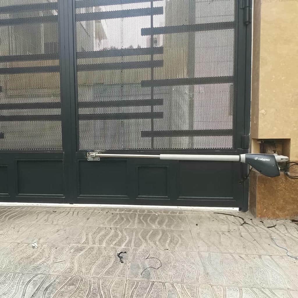 جک درب پارکینگ بازویی