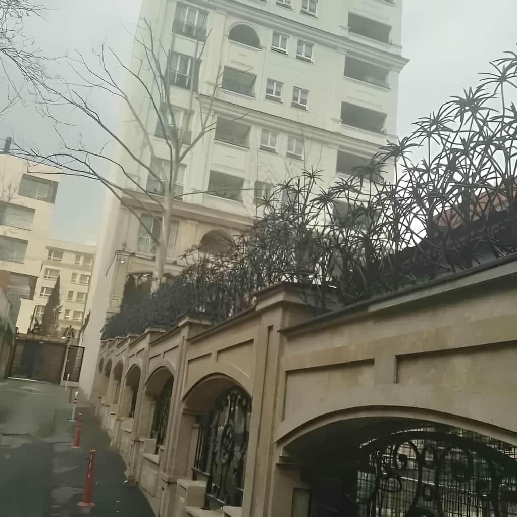 نصب حفاظ دیواری