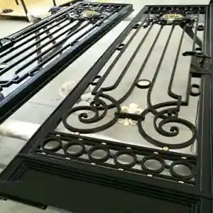 نکات کلیدی برای خرید درب فلزی حیاط ویلایی نکات کلیدی برای خرید درب فلزی حیاط ویلایی