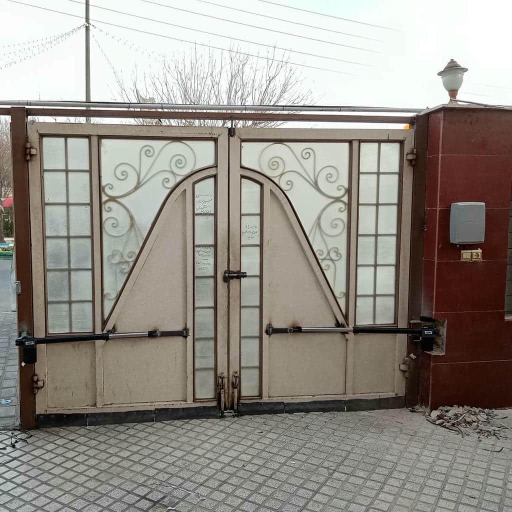 جک درب پارکینگ در قائمشهر