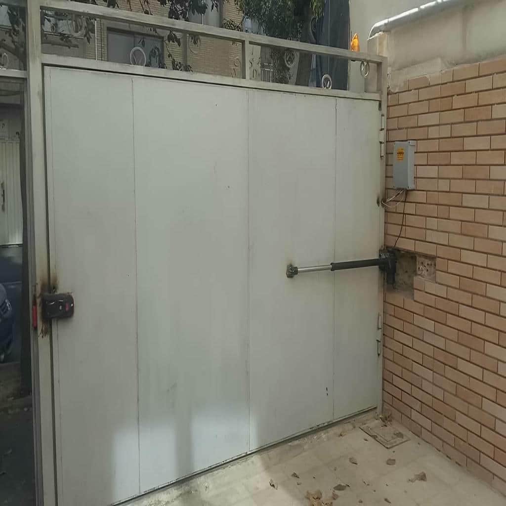 کارخانه جک درب پارکینگ متریال ضدزنگ در ایرانشهر
