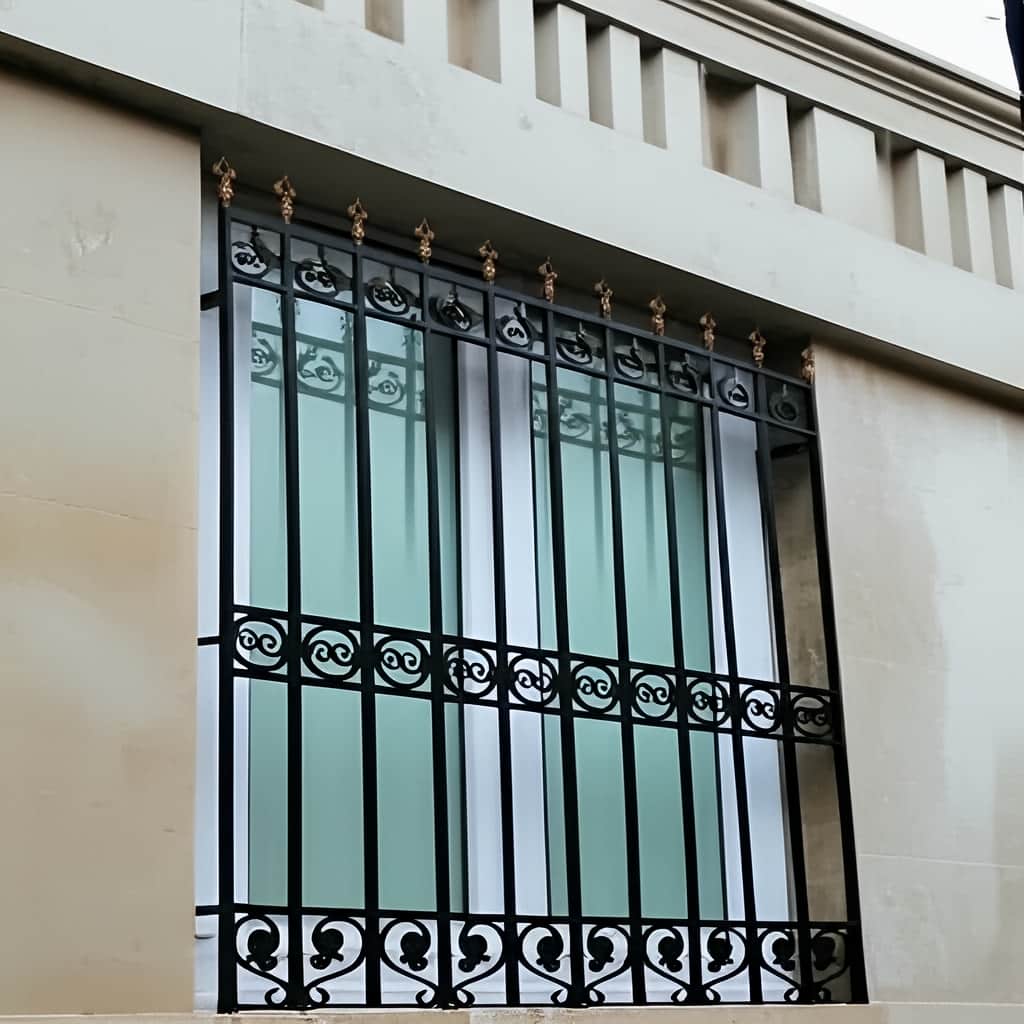 خرید حفاظ پنجره طرح مدرن در مشهد
