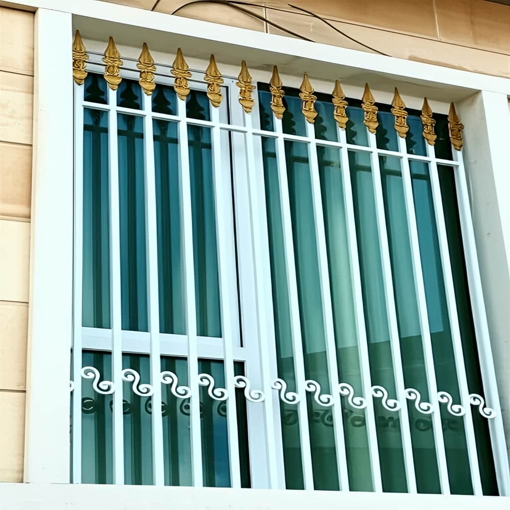 حفاظ پنجره در کمال شهر