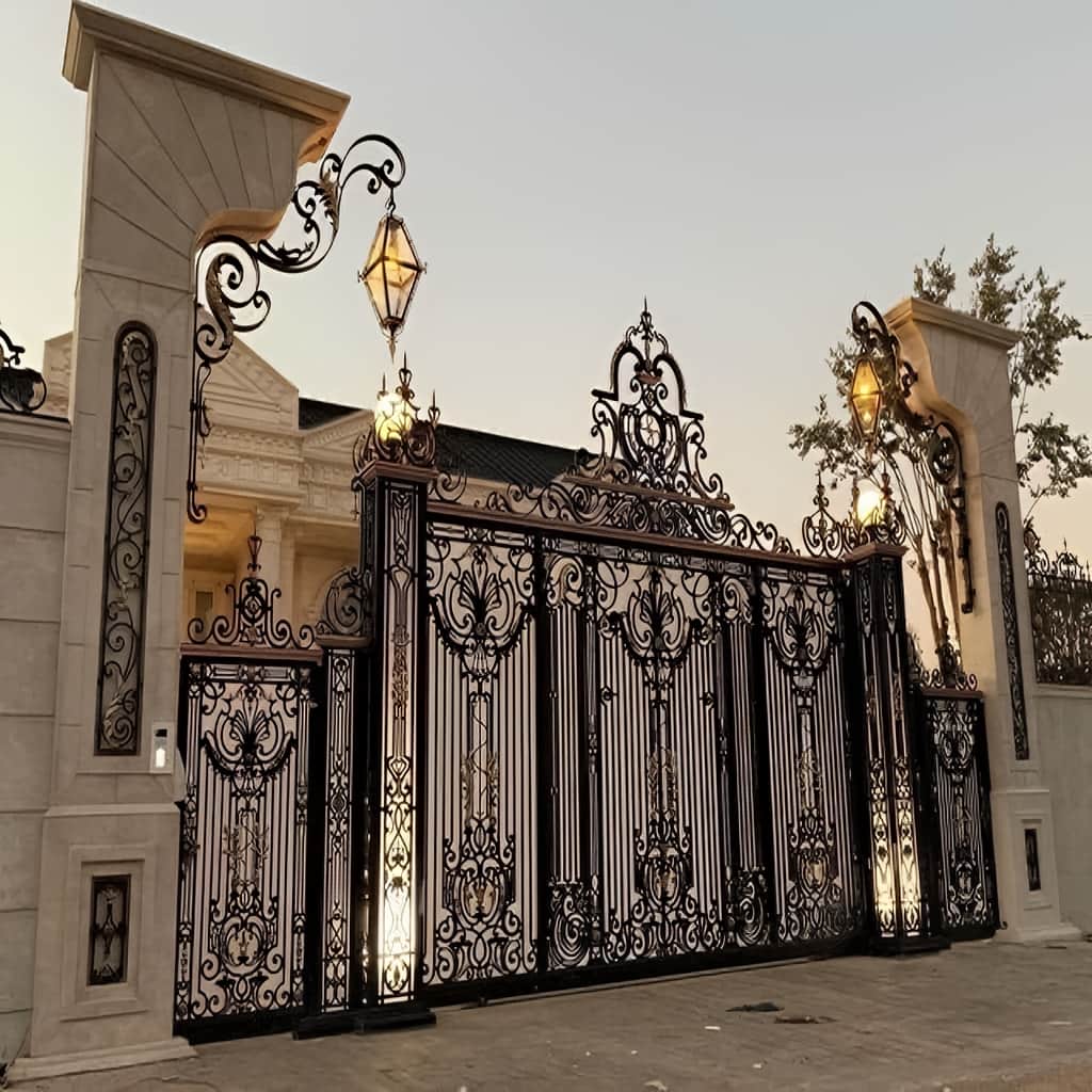 فروش درب حیاط فرفورژه فلزی رنگ کوره ای در قشم فروش درب حیاط فرفورژه فلزی رنگ کوره ای در قشم
