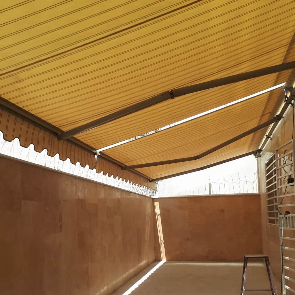 قیمت سایبان برقی بازویی در کمال شهر