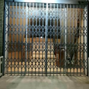 درب آکاردئونی در استان خوزستان