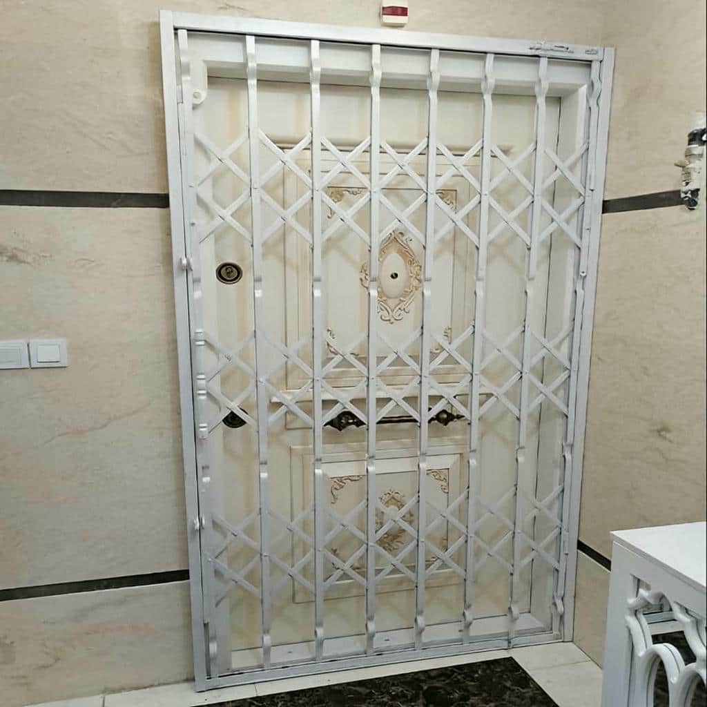 خرید درب آکاردئونی طرح مدرن در چابهار