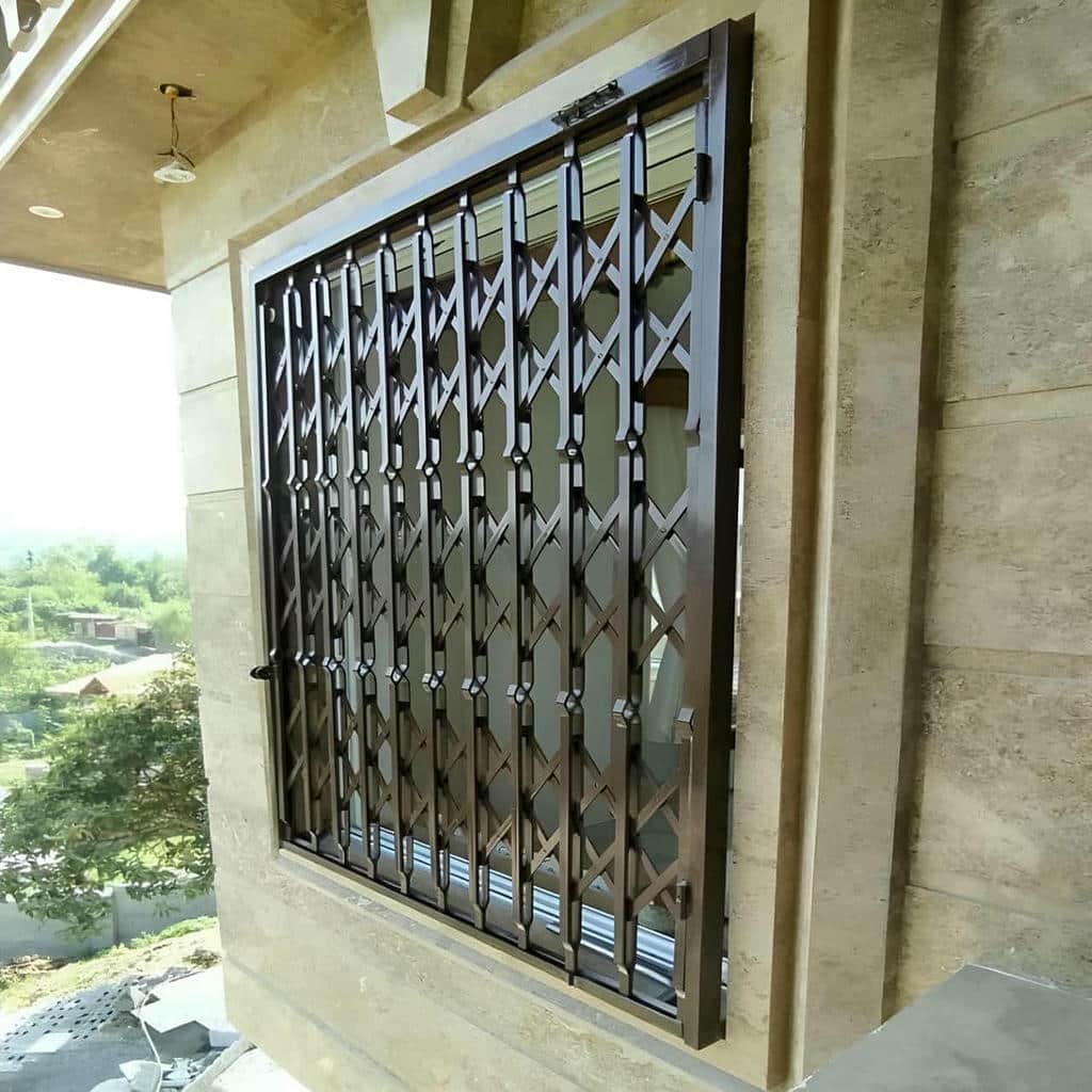 خرید درب آکاردئونی ورودی آپارتمان در یزد