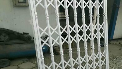 درب آکاردئونی در نیشابور
