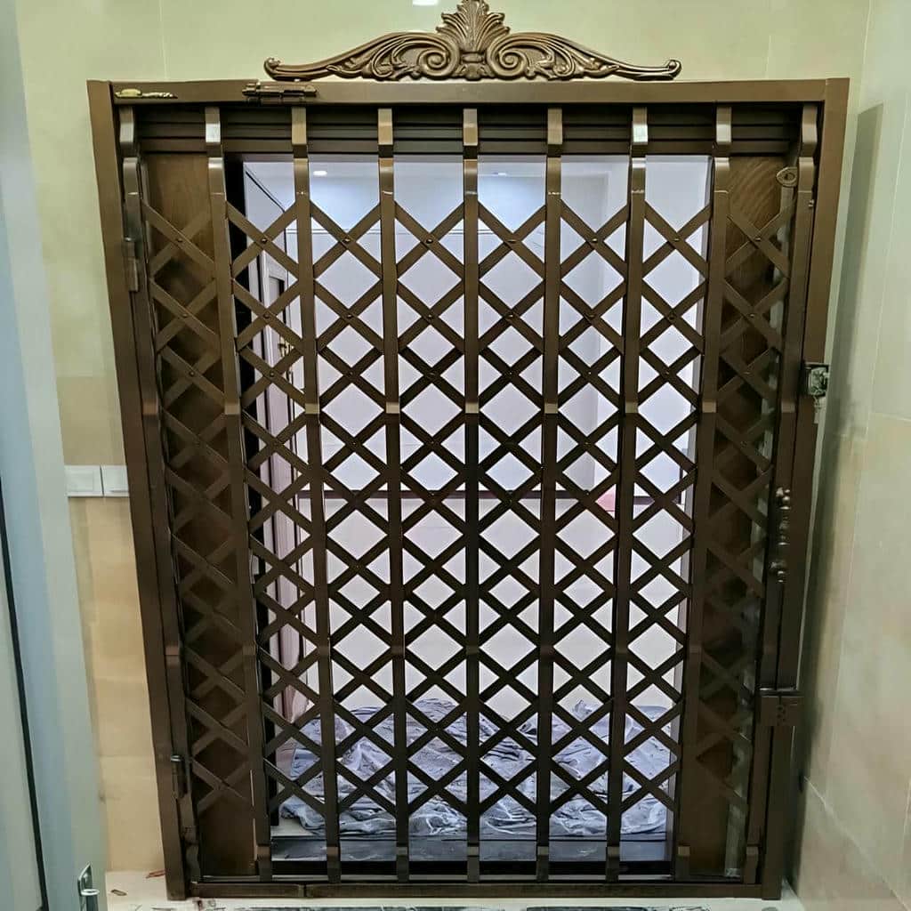 فروش درب آکاردئونی ورودی مسکونی در سنندج