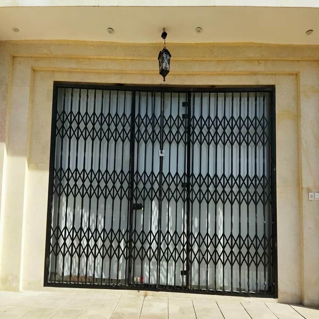 فروش درب آکاردئونی کاربری آپارتمانی در رشت