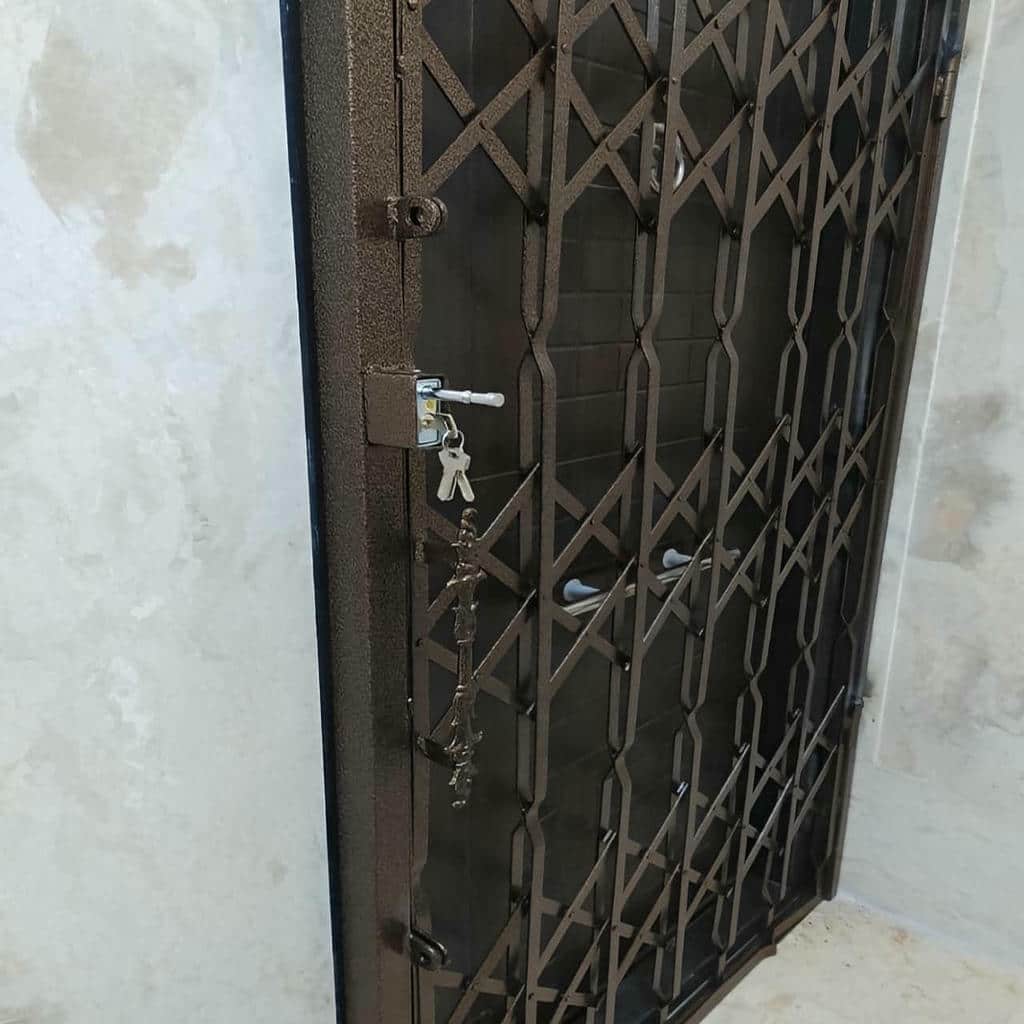 کارخانه درب آکاردئونی یراق صنعتی در ملارد