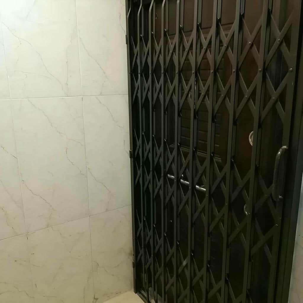 نصب درب آکاردئونی روان حرکتی در ملارد