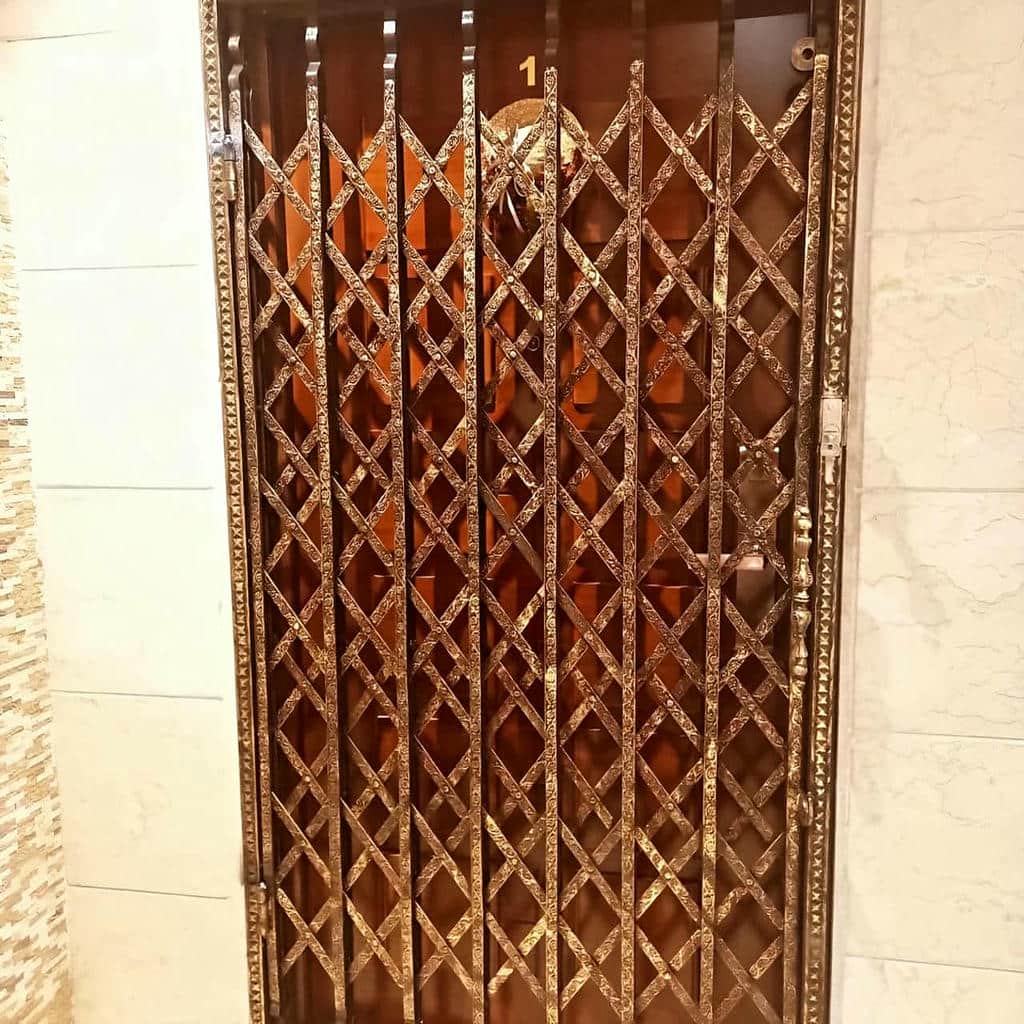 قیمت درب آکاردئونی مدل تقویت شده در تهران