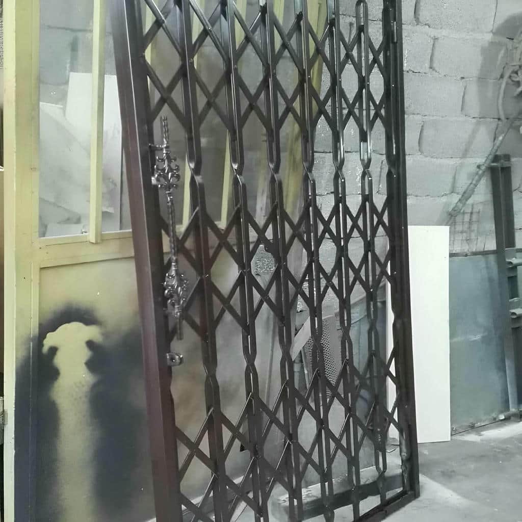کارخانه درب آکاردئونی ساخت سفارشی در یزد
