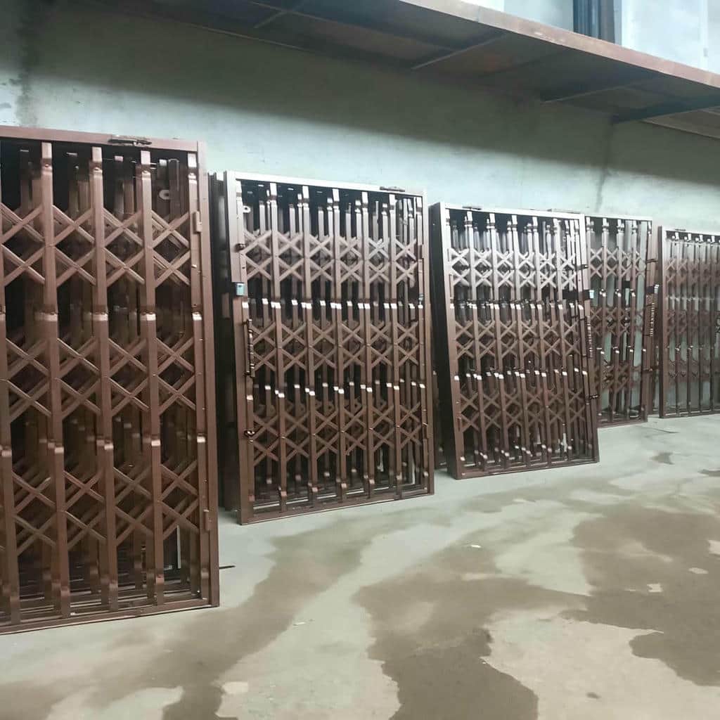 کارخانه درب آکاردئونی ساخت سفارشی در بندر دیلم