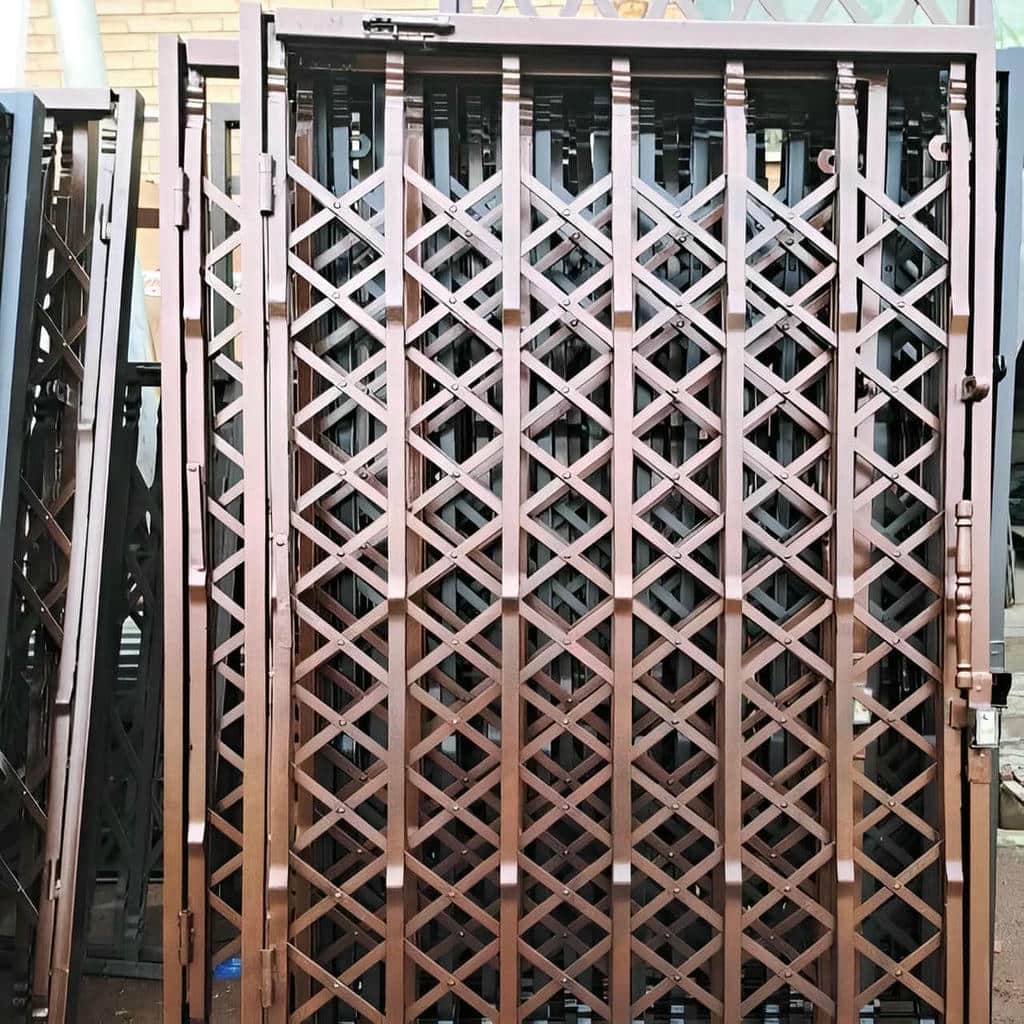 نصب درب آکاردئونی اجرای سریع در شهرکرد