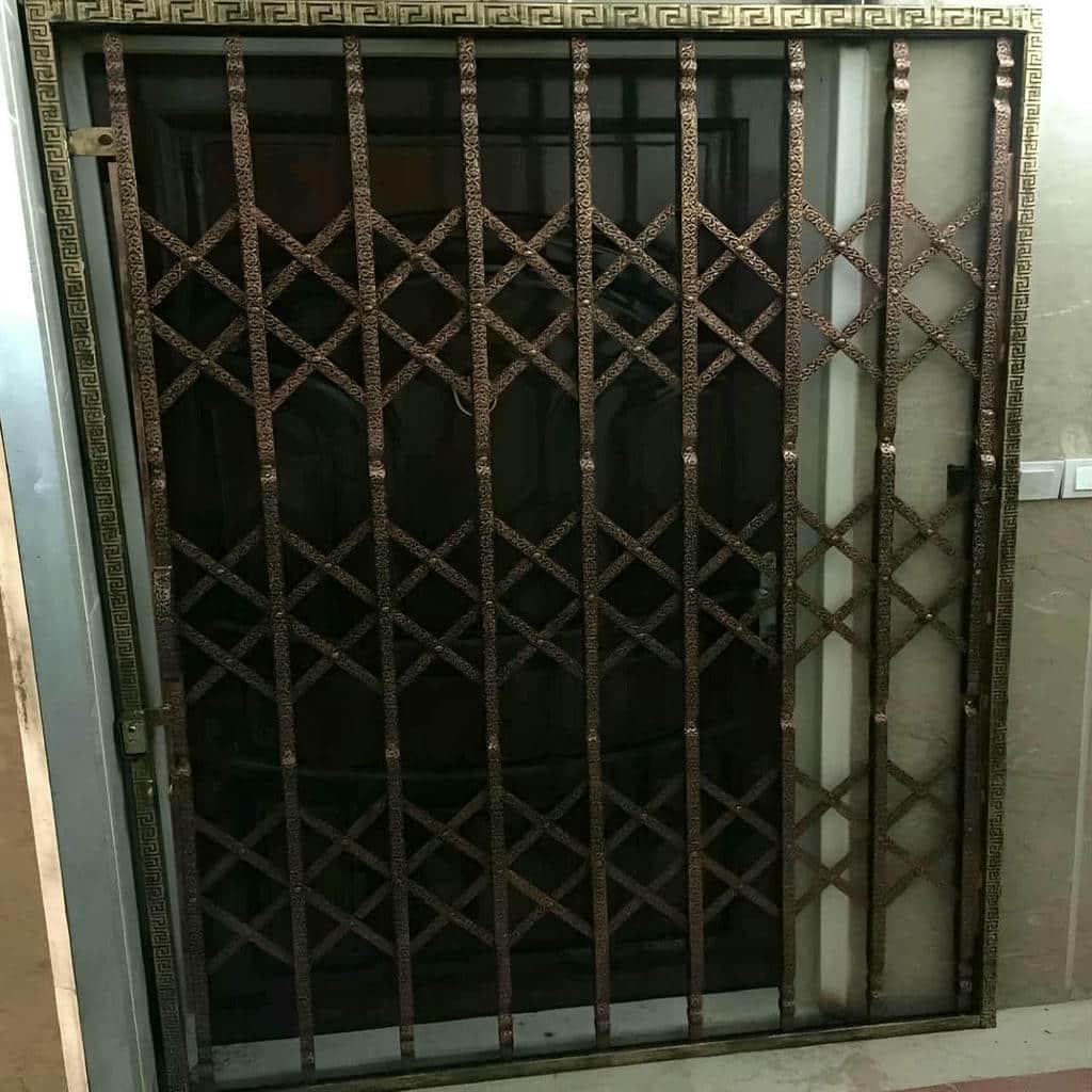 خرید درب آکاردئونی قفل ایمن در بیرجند