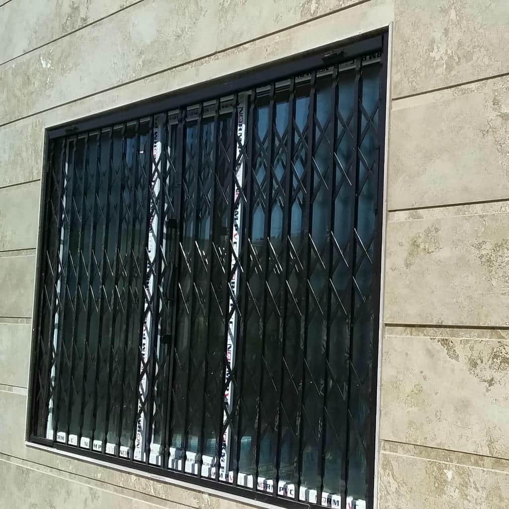 قیمت درب آکاردئونی یراق استاندارد در اهواز