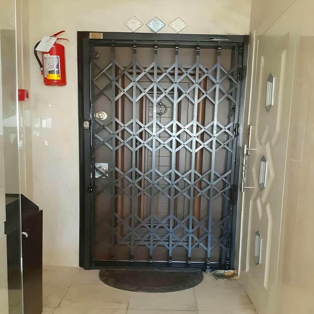 نصب درب آکاردئونی حرکت روان در مریوان