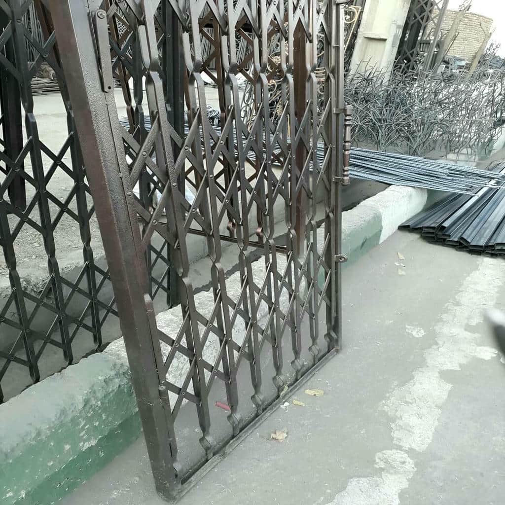 خرید درب آکاردئونی طرح مدرن در چالوس