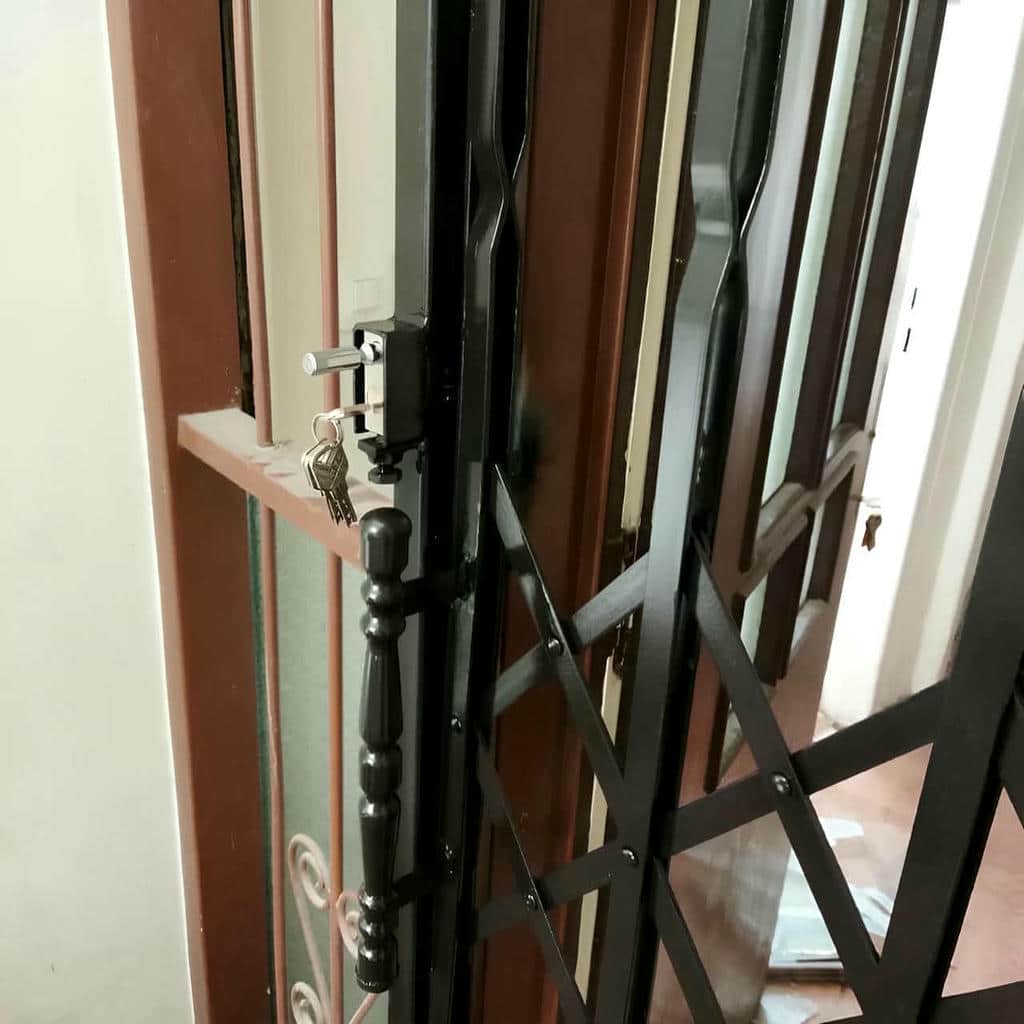 نصب درب آکاردئونی سیستم جمع شونده در کرج