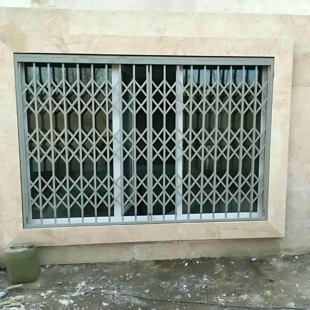 کارخانه درب آکاردئونی یراق مقاوم در نظرآباد
