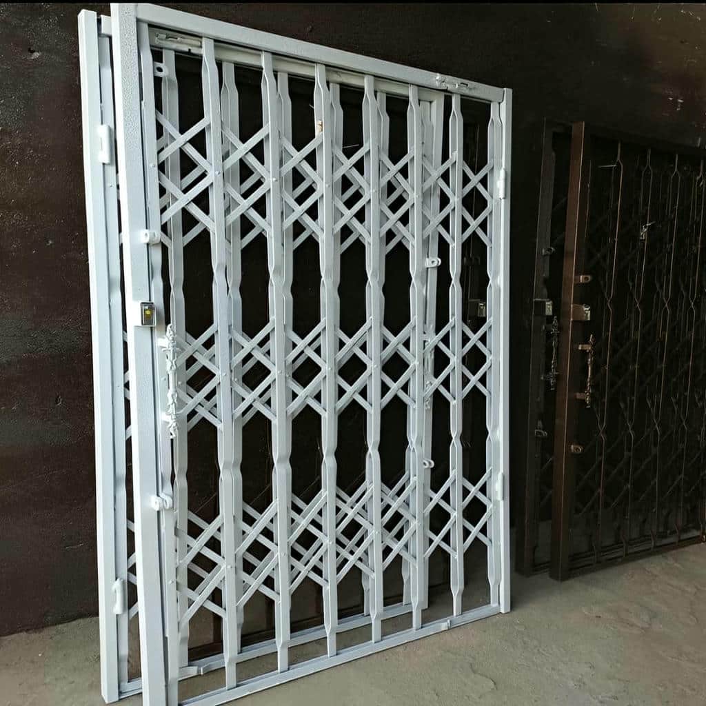 نصب درب آکاردئونی روان حرکتی در شهریار