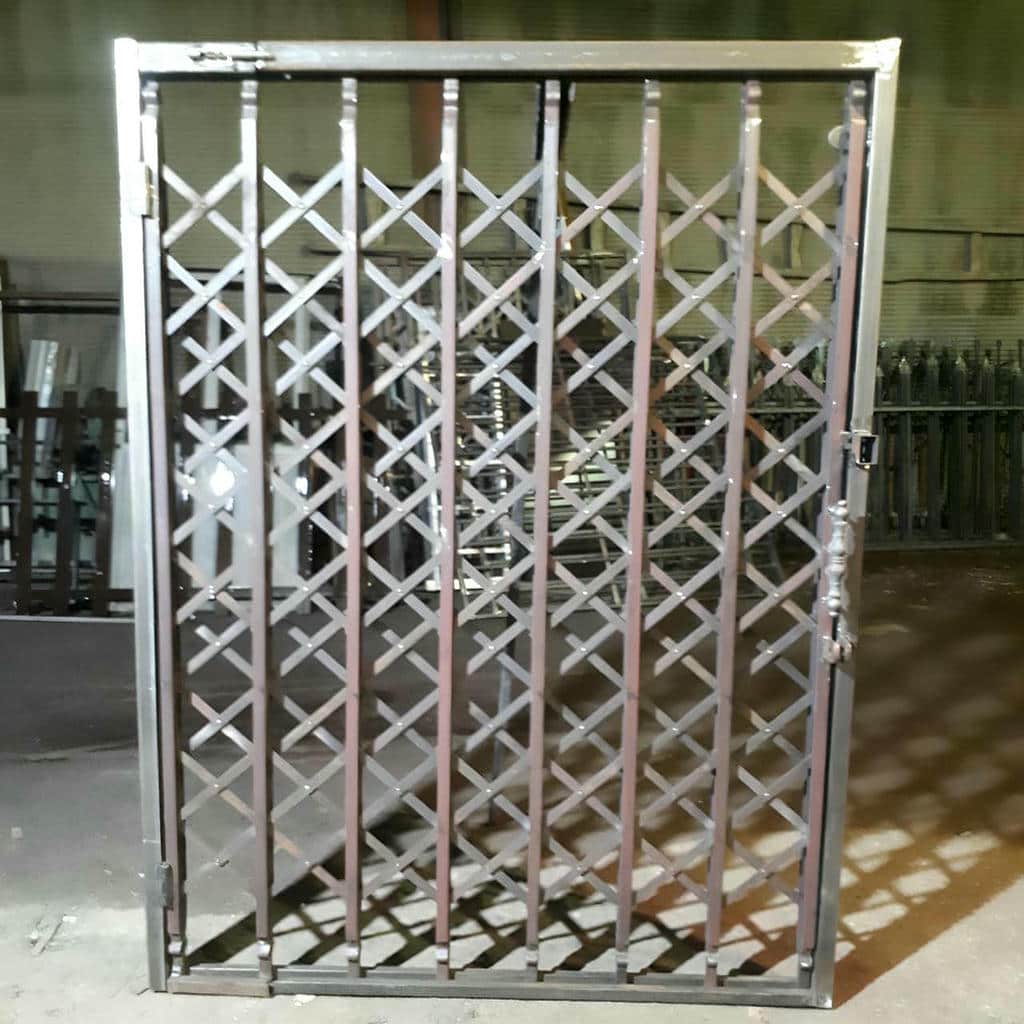 خرید درب آکاردئونی مدل کلاسیک در یزد