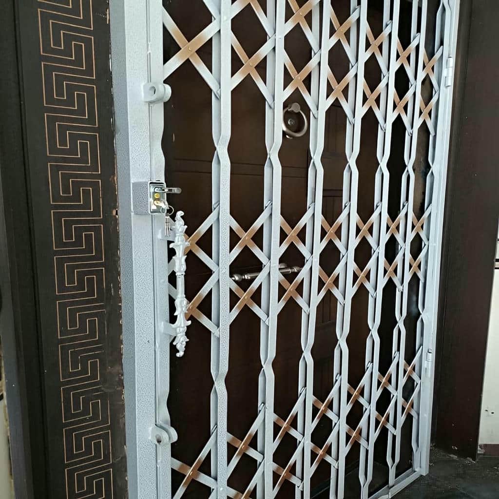 خرید درب آکاردئونی قفل ضدبرش در مهرشهر کرج