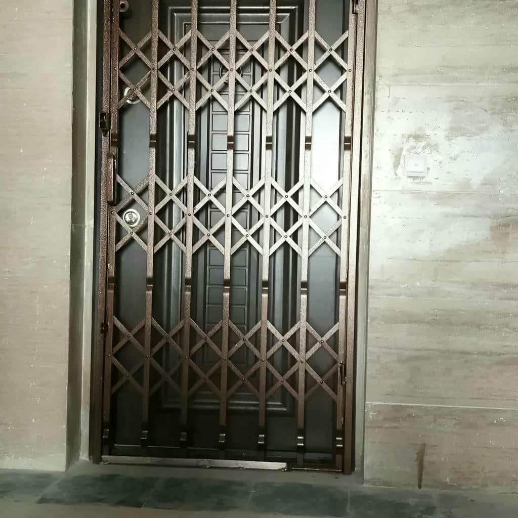 قیمت درب آکاردئونی کیفیت رنگ بالا در کاشان