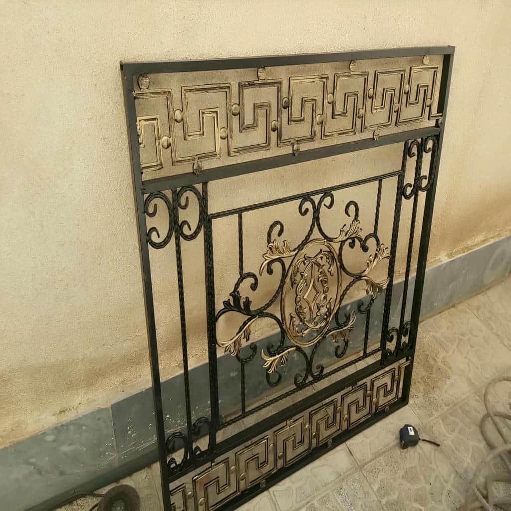 حفاظ پنجره در عظیمیه کرج
