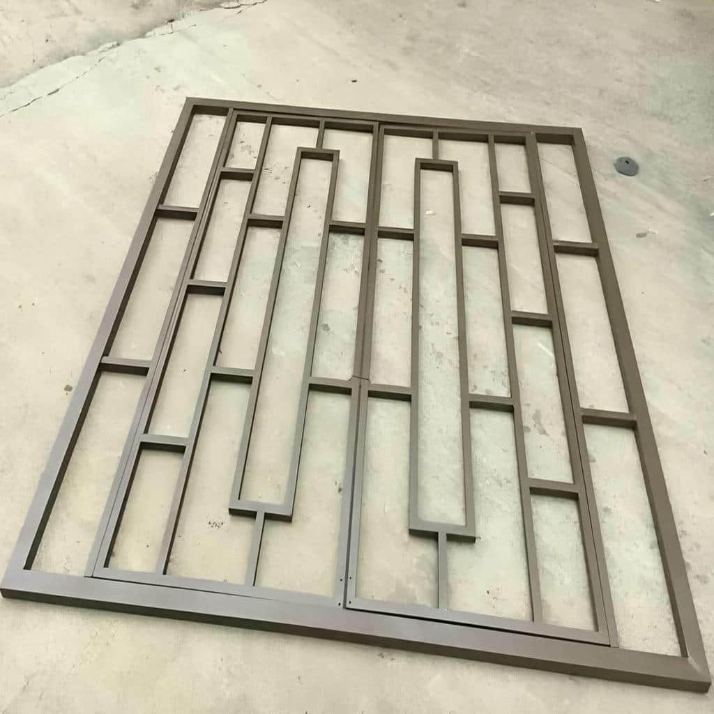 نصب حفاظ پنجره رنگ کوره ای در فیروزکوه