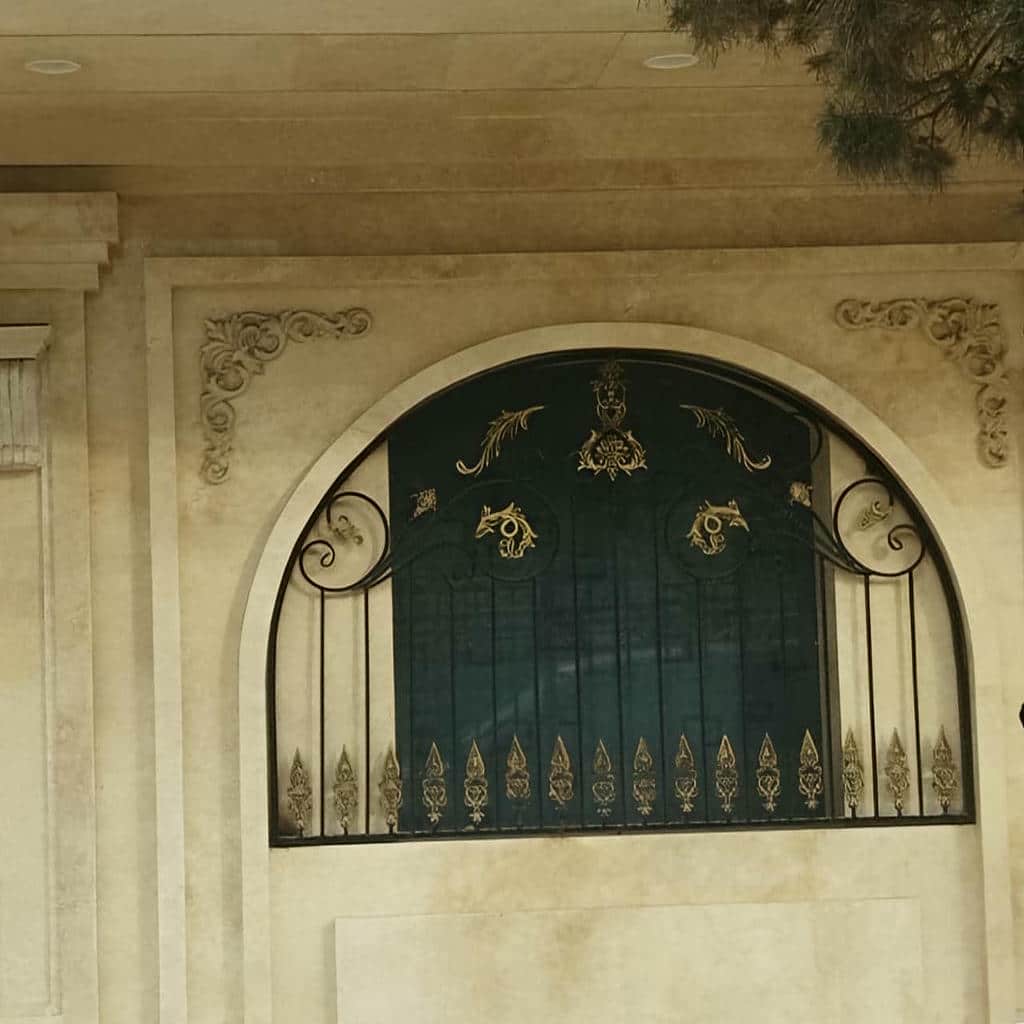 قیمت حفاظ پنجره فرفورژه کلاسیک در محمودآباد