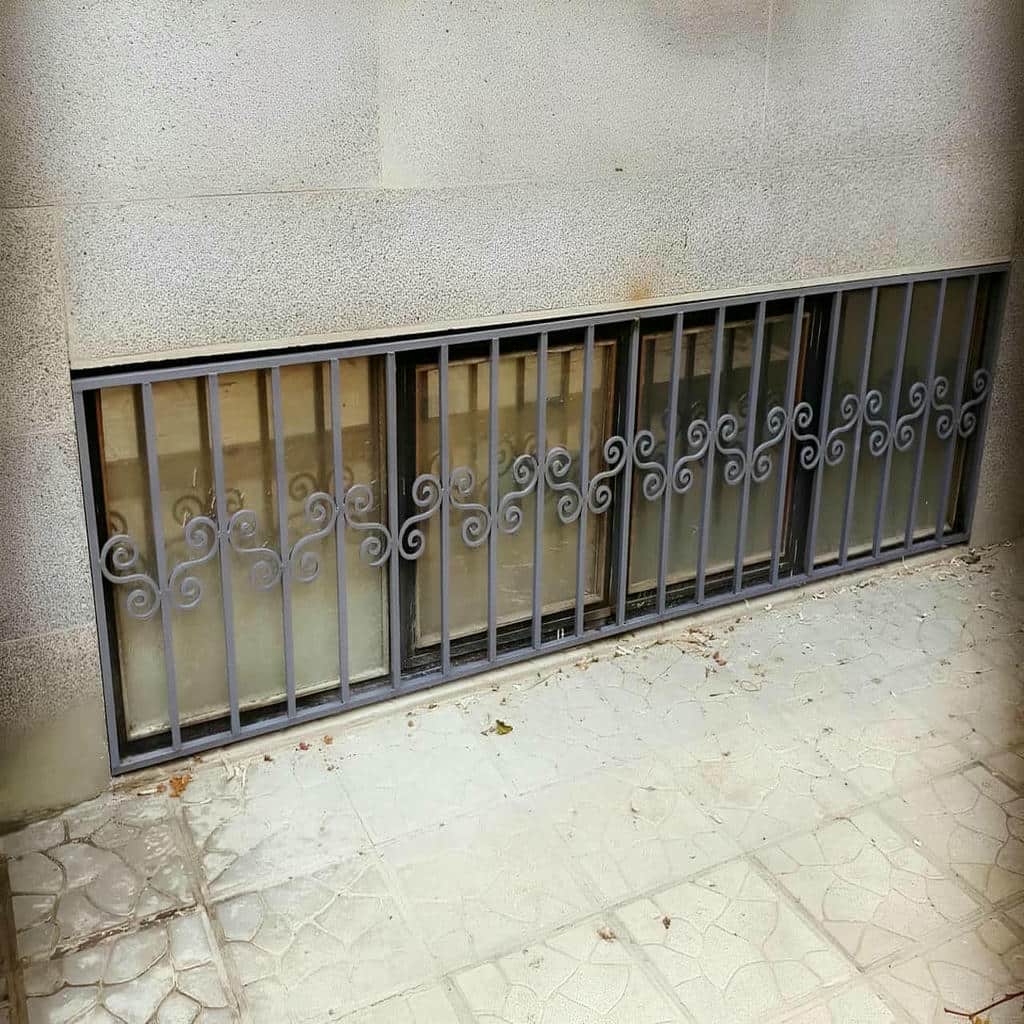نصب حفاظ پنجره رنگ کوره ای در شهرکرد