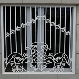 حفاظ پنجره در بندر بوشهر
