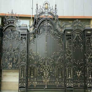 درب حیاط فرفورژه فلزی در سبزوار