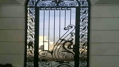 درب حیاط فرفورژه فلزی در بندر دیلم