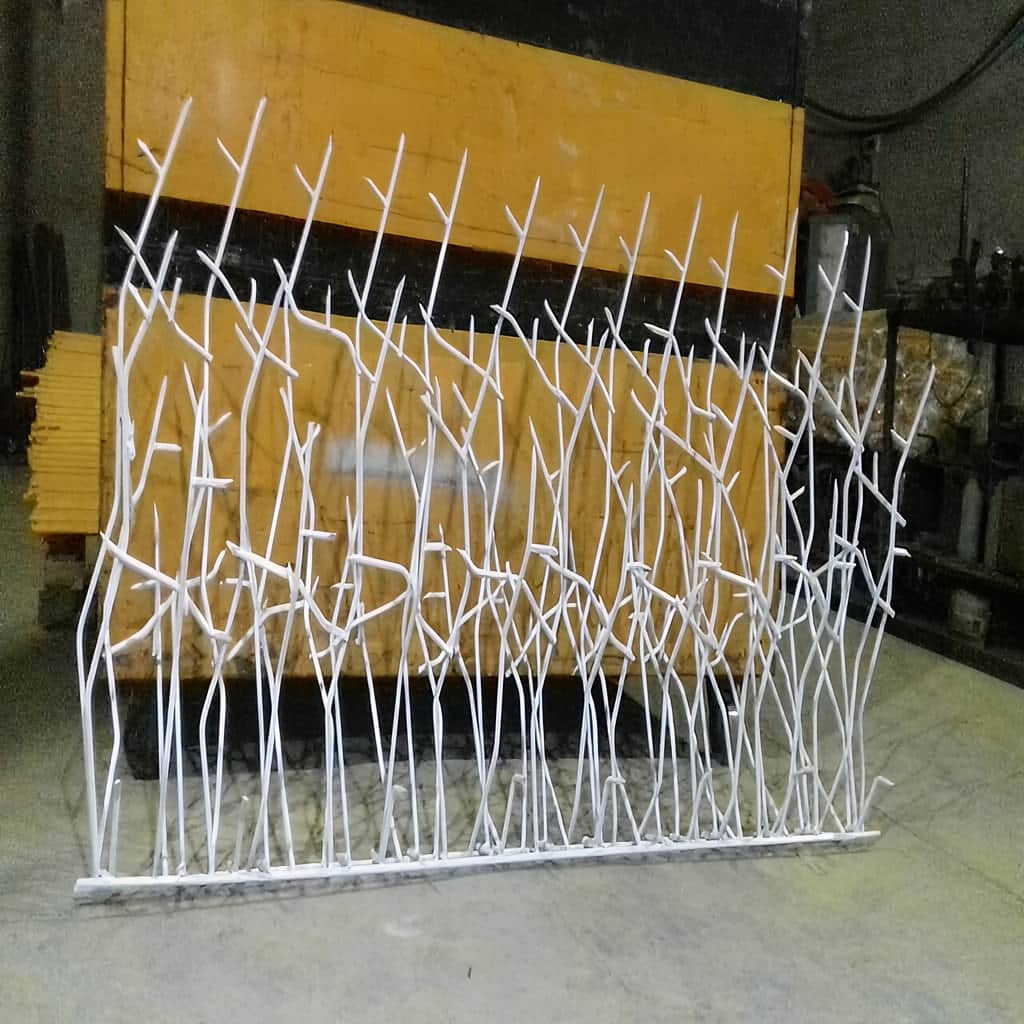 حفاظ روی دیوار با نصب دقیق روی تاج