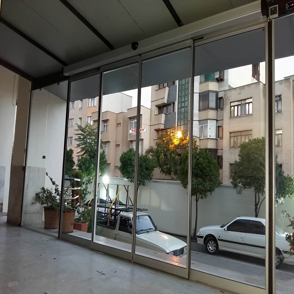 قیمت درب شیشه ای کشویی بر اساس ابعاد دهانه قیمت درب شیشه ای کشویی بر اساس ابعاد دهانه