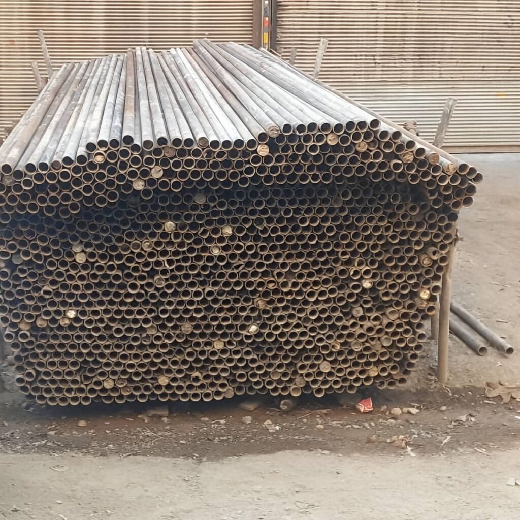 خرید لوله داربست بدون خمیدگی و زنگ‌زدگی