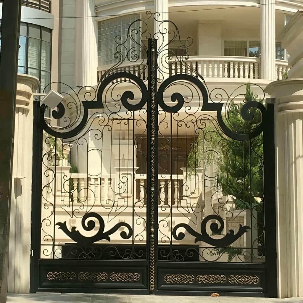 خدمات نصب درب پارکینگ سنگین شاسی دوبل برای ورودی خودرو
