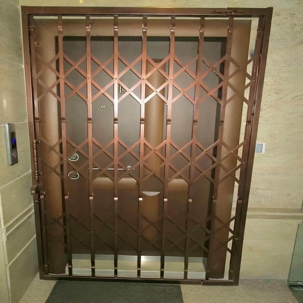 سفارش درب ریلی آکاردئونی کم جا متناسب با رنگ درب