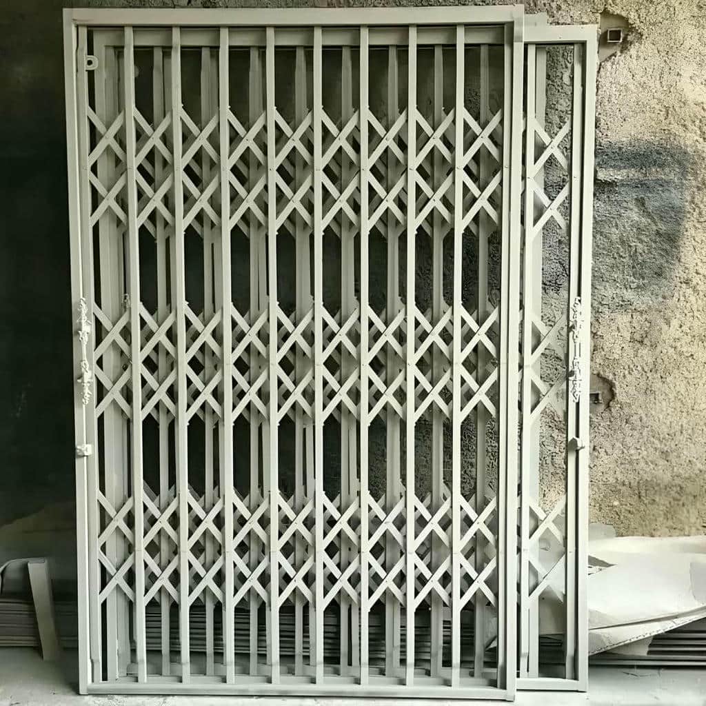 نصب حفاظ درب آپارتمان ضد دیلم بر اساس جهت بازشو