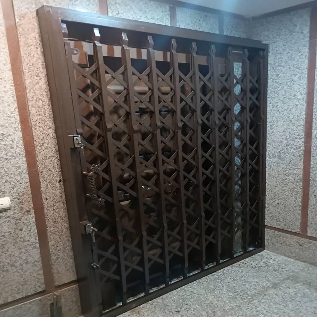 تولید حفاظ درب ضد سرقت فلزی با ابعاد سفارشی