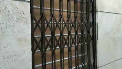 10 مدل درب آکاردئونی تسمه پهن آهنی