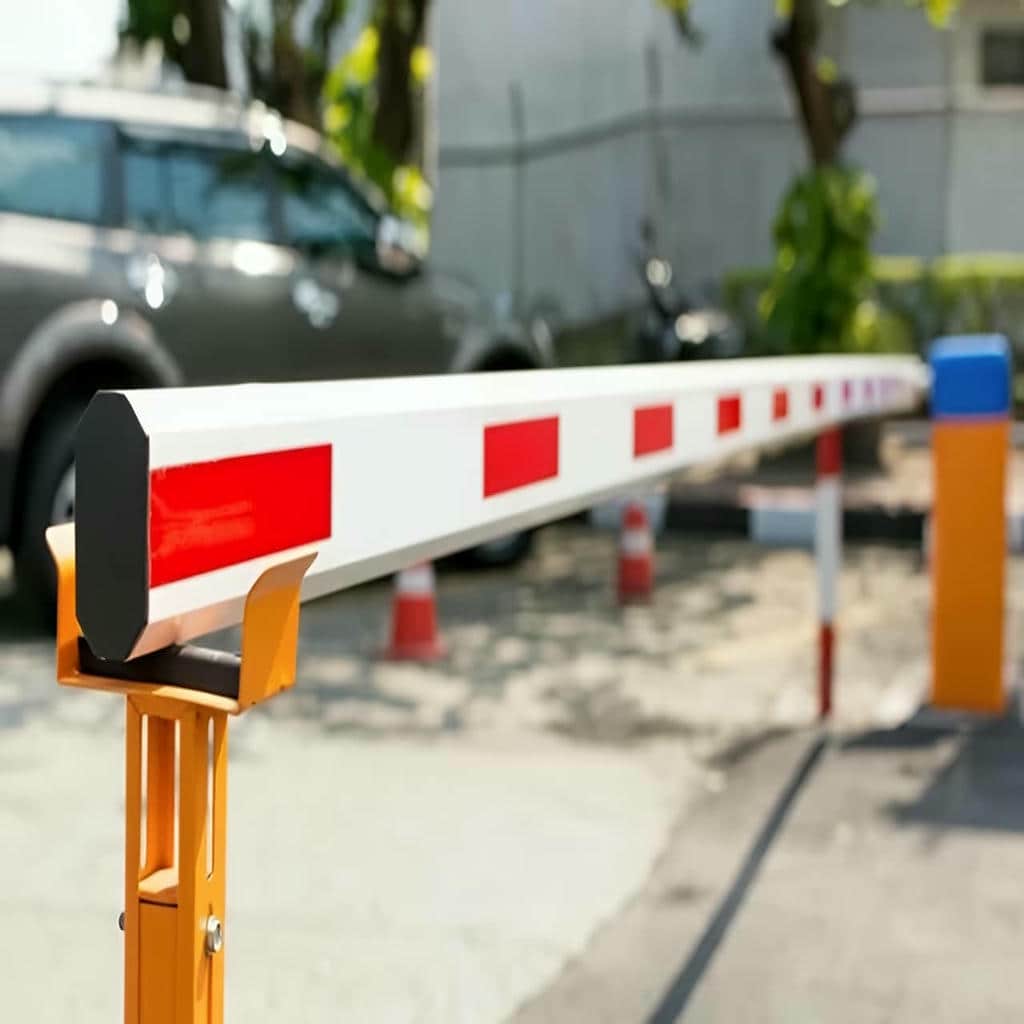 قیمت راهبند ورودی شهرک مسکونی بر اساس مدل موتور و تجهیزات نصب